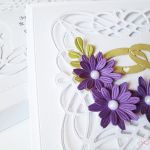 Kartka ŚLUBNA - fioletowe kwiatuszki - Ażurowa pamiątka ślubu z obrączkami
