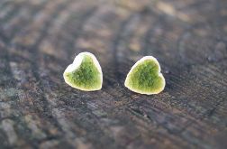 Malutkie zielone kolczyki serduszka