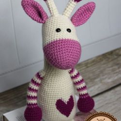 Żyrafa z serduszkiem