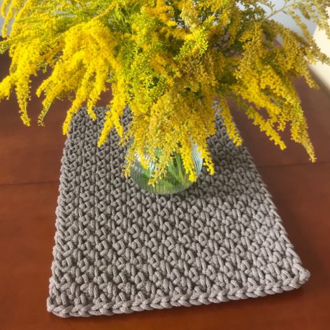 Bieżnik ręcznie robiony,obrus na stół mech ,35x140cm 5mm