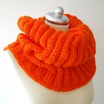 komplet pomarańczowy; czapka i komin - 