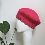 Beret czapka amarantowy dziergany szydełko - amarantowy beret