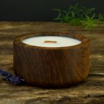 Świeca sojowa w drewnie egzotycznym zero waste - 