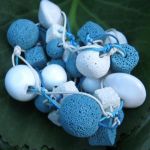 Niebiesko - białe korale, porcelana i lawa - 