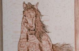 Deska Koń" pirografia, handmade, ozdoba