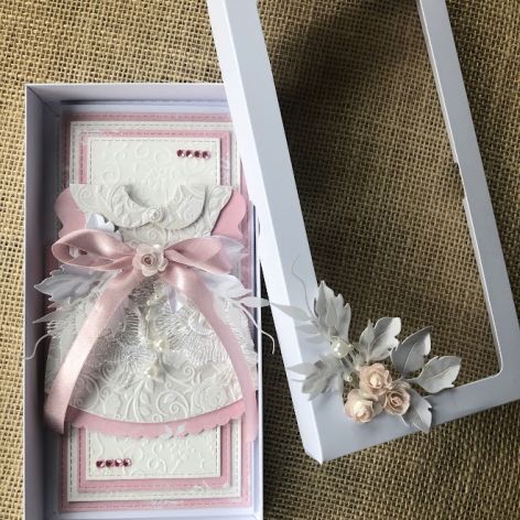 106, Pamiątka Chrztu Świętego dla dziewczynki