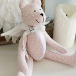 COTTONI miś ze skrzydełkami  i dzwoneczkiem - 