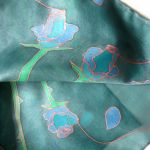 Duża jedwabna malowana chusta Turkusowe Róże - Duża jedwabna malowana chusta Turkusowe Róże