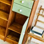 Ręcznie malowana, zielona komoda, szafka na buty, bieliźniarka, dmuchawce - 