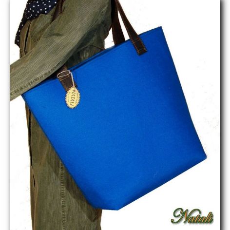 Bardzo duża niebieska, XXL minimalistyczna torebka
