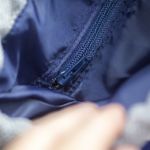 Szara listonoszka z kominem z plecionki i weluru w geometryczne kwiaty – handmade - 