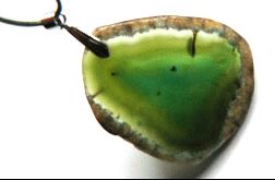 Zielonym surowy plaster agatu, wisiorek