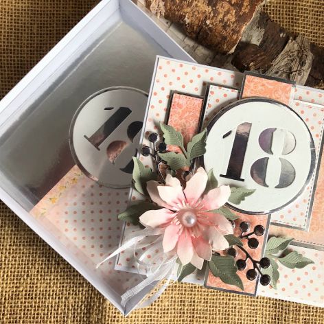 212,Kartka na 18-te urodziny 