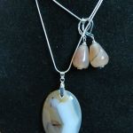 Delikatne beżowo-białe agaty w srebrze, wisior i kolczyki, zestaw - 