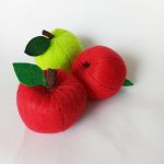 Zestaw 4 jabłka z filcu szyte - Jabłka