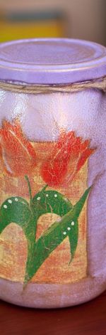 Słoik z motywem tulipanów