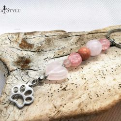 Breloczek do kluczy z kamieni naturalnych róż