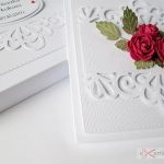 Kartka ŚLUBNA biało-malinowa /1 - Biało-malinowa kartka na ślub w pudełku