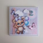 Kartka na urodziny miś z balonami liliowa - Kartka na urodziny miś z balonami liliowa