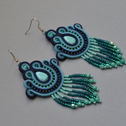 Kolczyki turkusowo-niebieskie z frędzlami