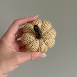 Dynia ozdobna, S, kolor żółty - 1 szt.