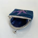 Portmonetka damska Lawenda welurowa haftowana ręcznie - Podszewka