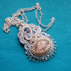 Wisior sutasz Blue ice 