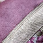 Miodowa welurowa torba z kominem do wózka w kwiaty - 