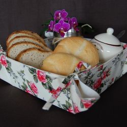 Koszyk na pieczywo "Angielskie róże"