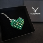 Zielony Brelok w Kształcie Serca - brelok do plecaka