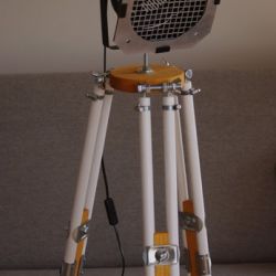 LAMPA STOJĄCA REFLEKTOR LOFT SKANDYNAWIA