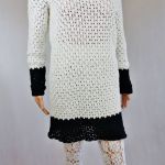 Sweter biało-czarny - długi sweter
