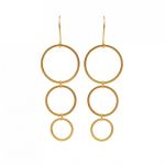 KOLCZYKI RHEA W ZŁOTYM KOLORZE. - 