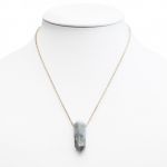 Naszyjnik "Void Arrow" - Przebicie przez Iluzję - 