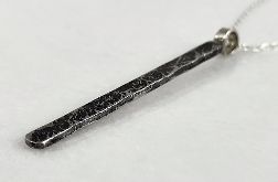 Nieregularny – srebrny wisiorek (2203-02)