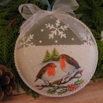 Bombki/medaliony na choinkę "Zima w lesie" – 2 szt. - grafika z ptaszkami