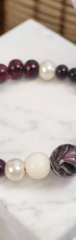 Bransoletka na gumce brązowo-biała