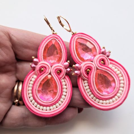 Hot Sweet Pink kolczyki sutasz