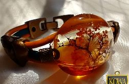 Jantar - bransoletka z żywicy i rzemieni