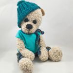 FELEK - szydełkowy miś, personalizacja - 