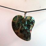 Muszla abalone, serce, piękny wisiorek - 