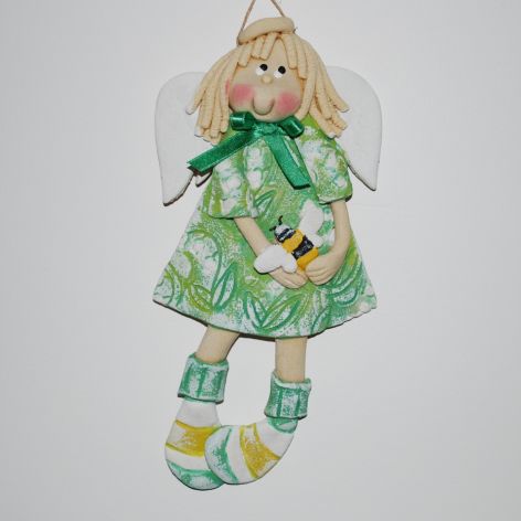 Konwaliowa kreacja - aniołek z masy solnej, prezent, dekoracja