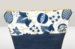Kosmetyczka materiałowa solidna, stylowa ,praktyczna,jeans