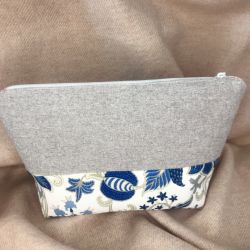 Kosmetyczka materiałowa solidna, stylowa ,praktyczna,szara