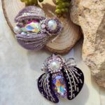  broszka Żuk z haftem koralikowym - Można nosić w duecie z inną broszką lub wybrać wersję w innym kolorze.