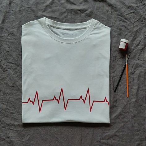 Koszulka ręcznie malowana bicie serca unisex