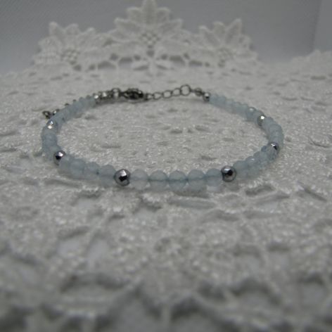 Delikatna bransoletka z akwamarynu 12