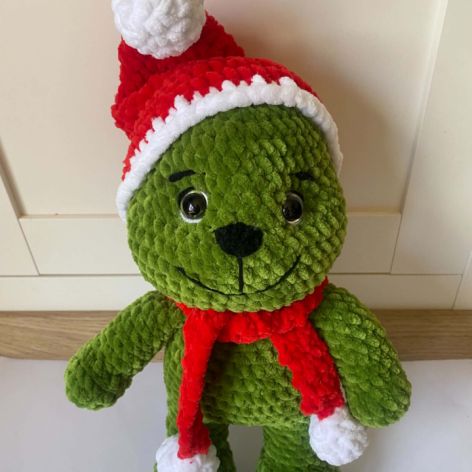Grinch  szydełkowa zabawka.