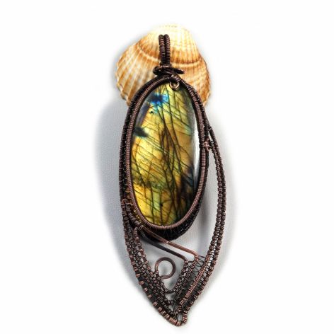 Duży wisior z labradorytem miedziany żółty