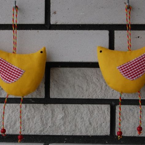 Wiosenna ptaKURA - zawieszka